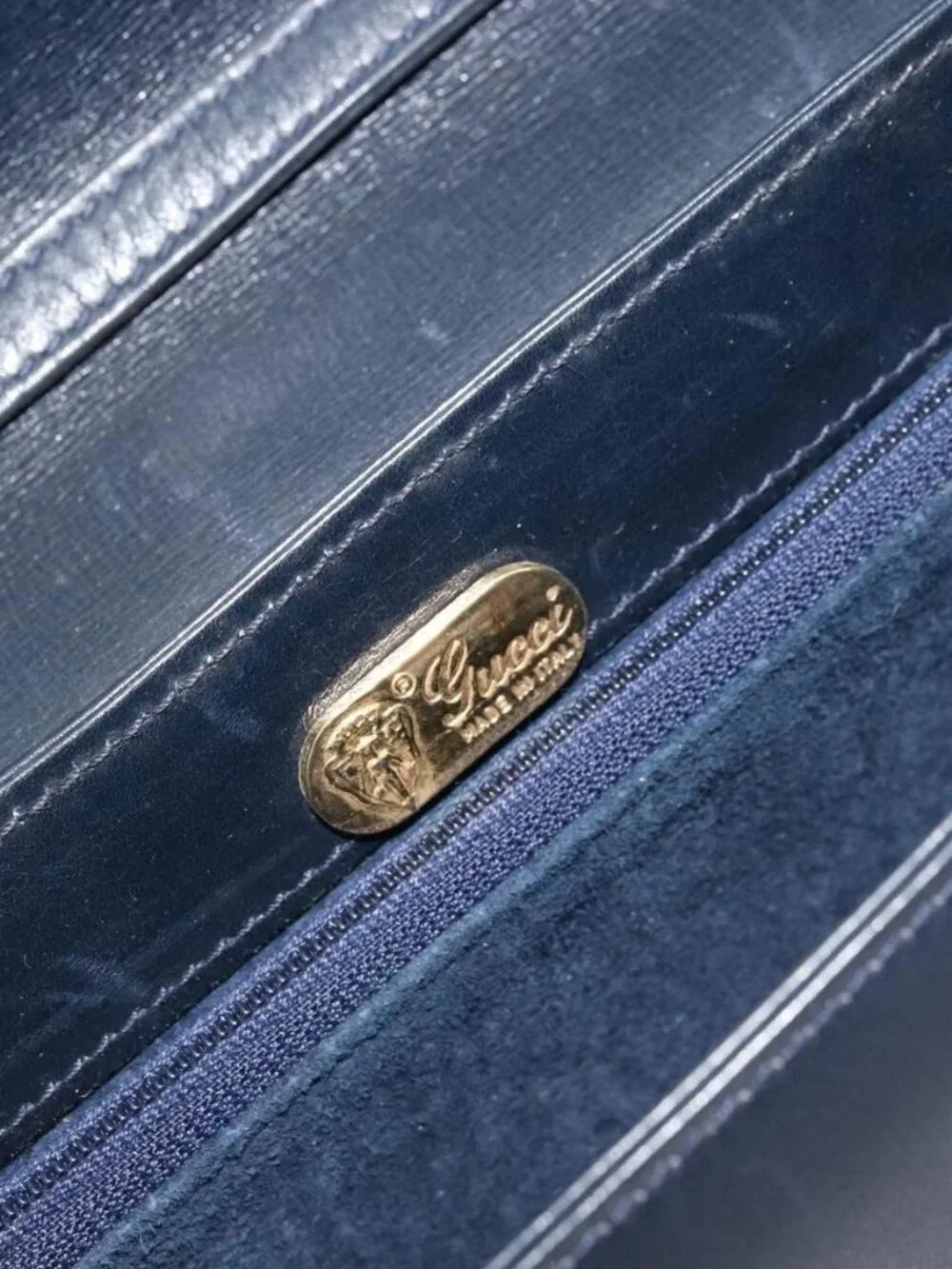 GUCCI Old Shoulder Bag Leather Navy Gold Auth